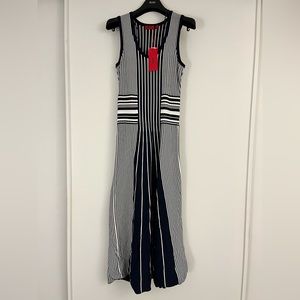 Beautiful HUGO BOSS stretchy and high end white and navy dress.